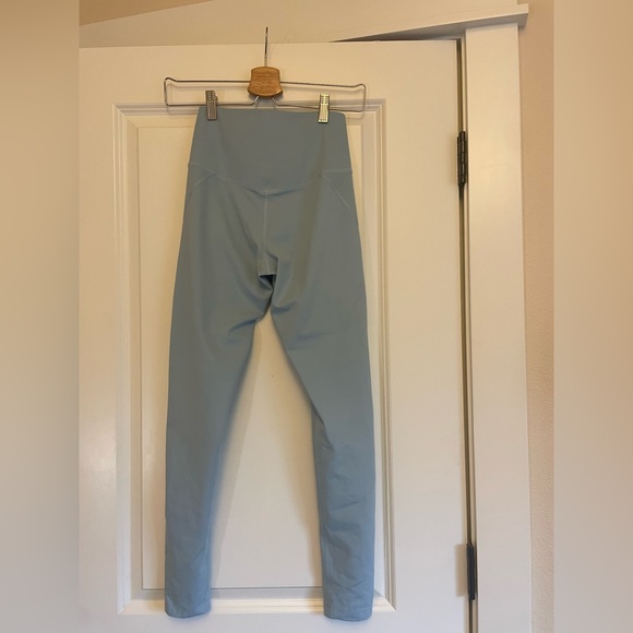 Compressive High Rise Legging - Picture 3 of 4